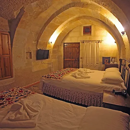 Tulip Cave فندق غوريمِيه